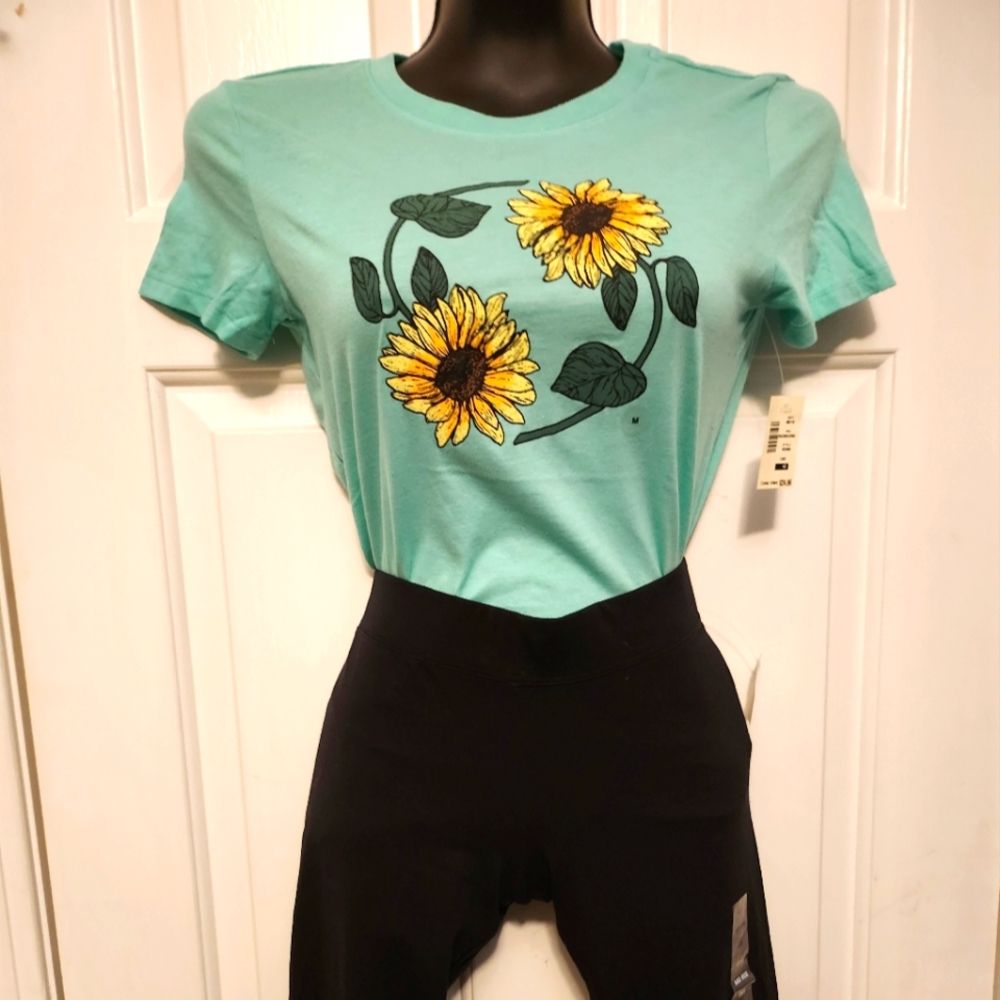 Aeropostale graphic tee